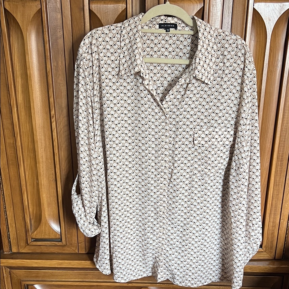 Pleione 2X Cream Brown Black Patterned Blouse Button Down Roll tab sleeves